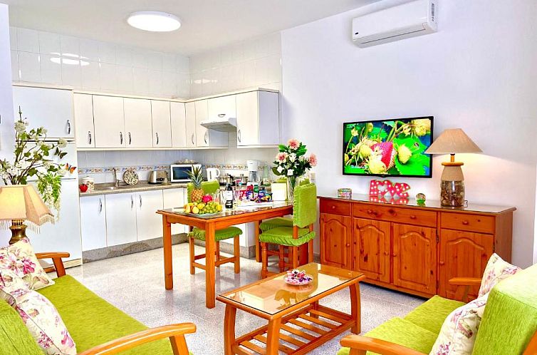 EmyCanarias Holiday Homes Vecindario