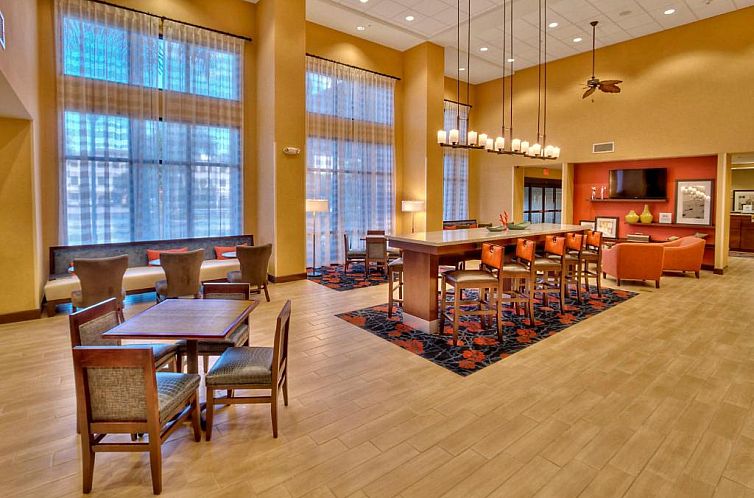 Hampton Inn & Suites Fort Myers Estero