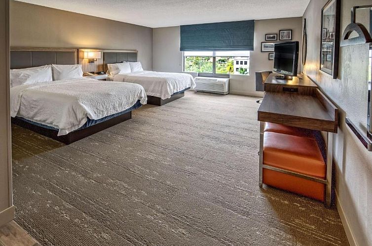 Hampton Inn & Suites Fort Myers Estero