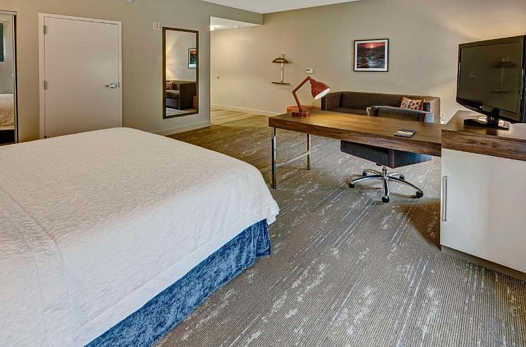 Hampton Inn & Suites Fort Myers Estero