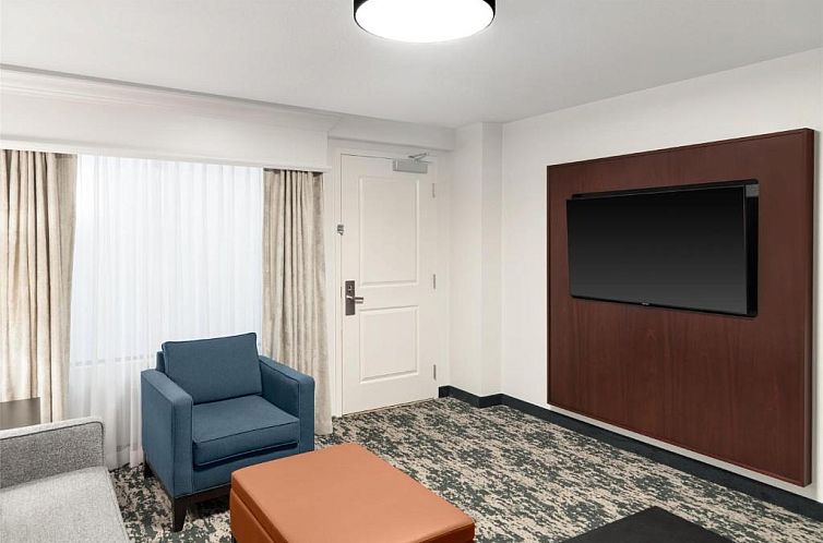 Embassy Suites Fort Myers - Estero