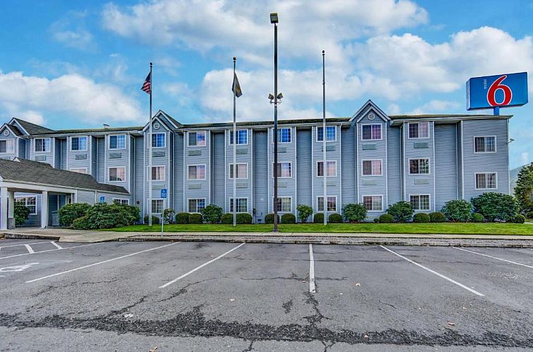 Motel 6-Sutherlin, OR