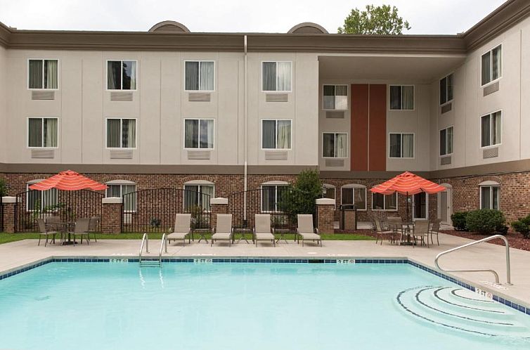 Holiday Inn Express Hotel & Suites Cherokee-Casino, an IHG H