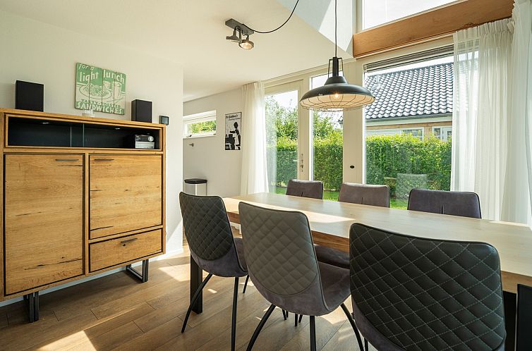 Vakantiehuis Zonnedorp 27, "Beach Villa"