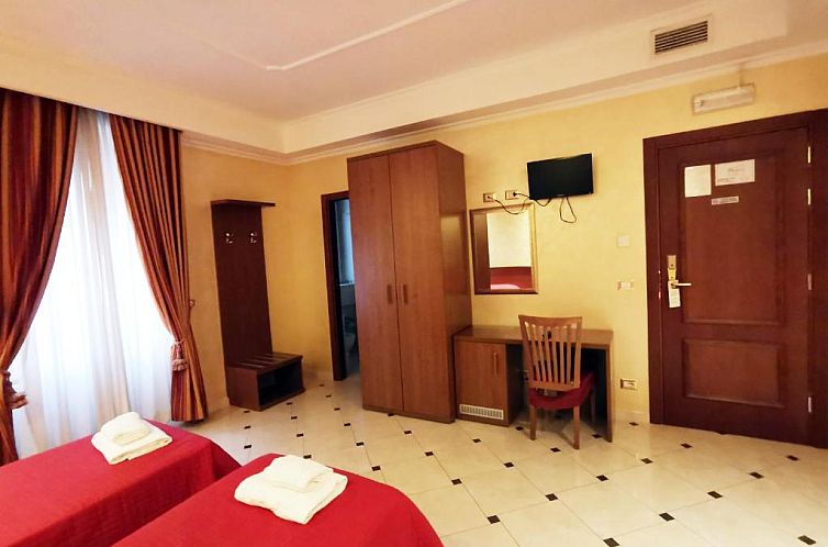 Hotel Valentino Palace
