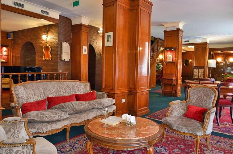 Hotel Forum