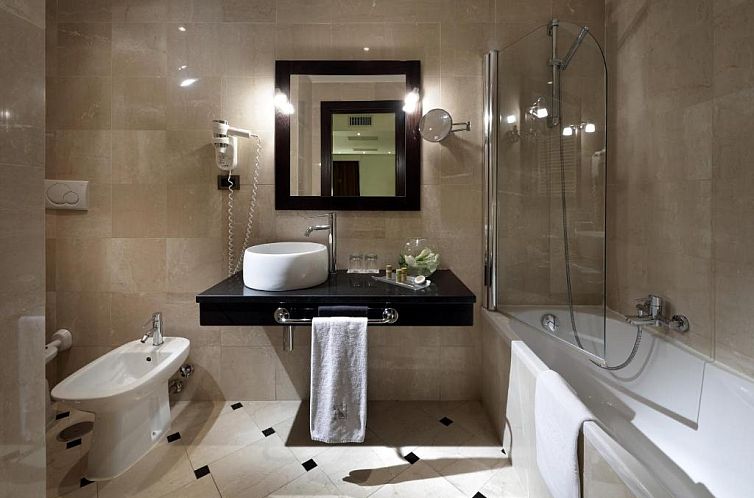 Exe International Palace