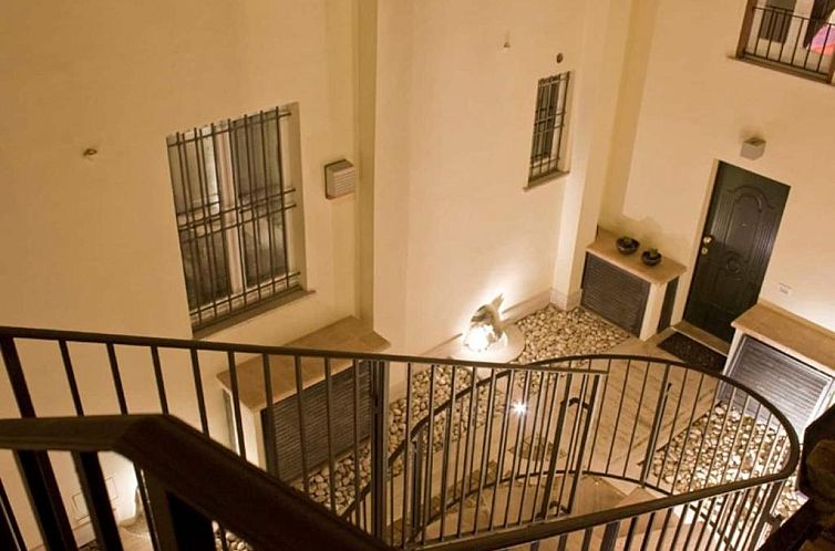 Nostromondo Ciancaleoni Palace