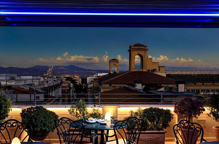 Marcella Royal Hotel - Rooftop Garden