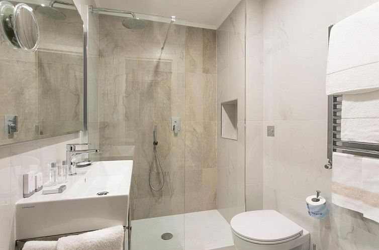 Marcella Royal Hotel - Rooftop Garden