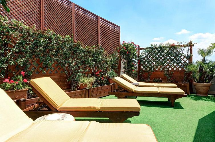 Marcella Royal Hotel - Rooftop Garden