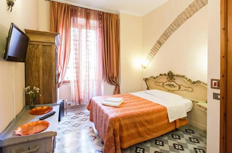 Marta Guest House