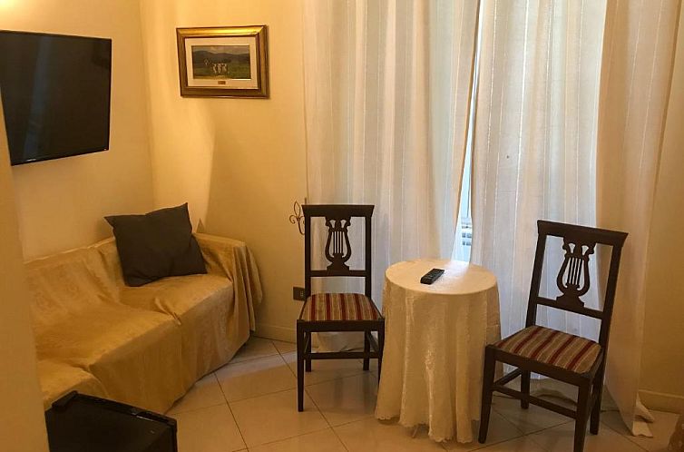 Marta Guest House