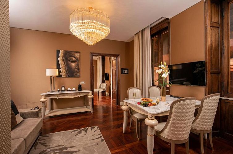 The Inn at the Spanish Steps