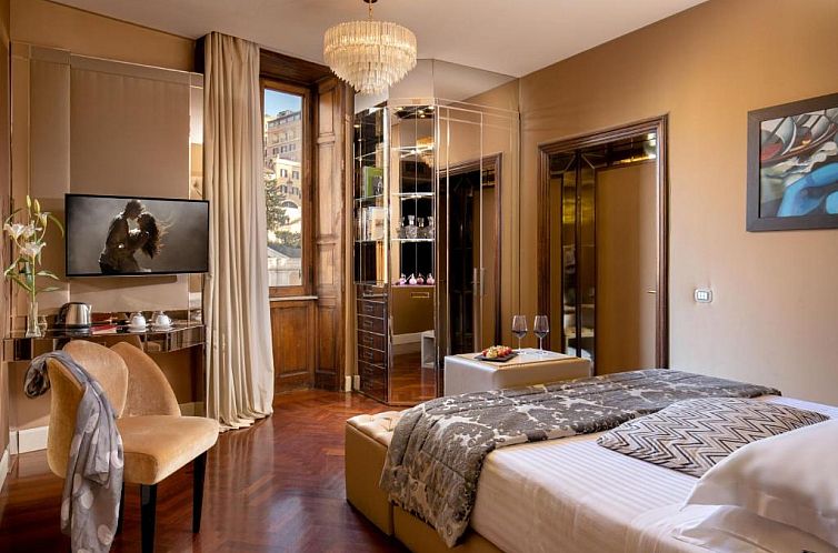 The Inn at the Spanish Steps