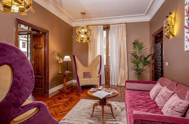 The Inn at the Spanish Steps