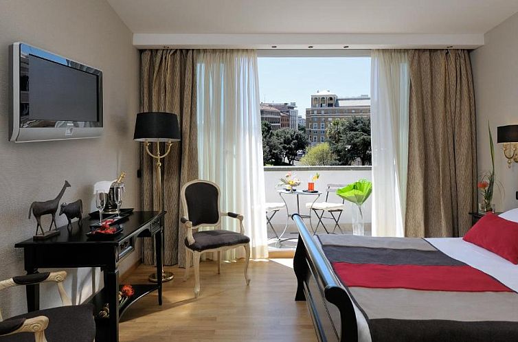 Alpi Hotel