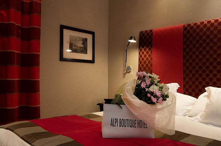 Alpi Hotel