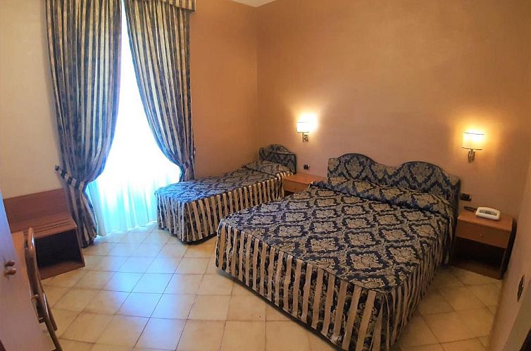 Hotel Mariano