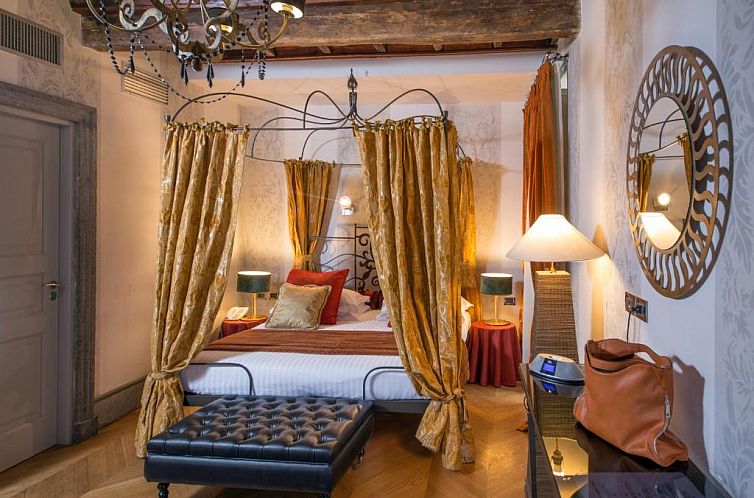 The Inn At The Roman Forum