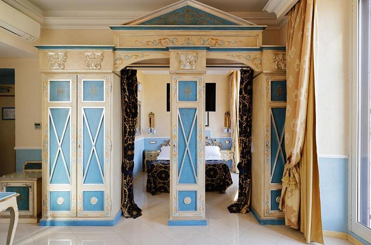 Hotel Romanico Palace