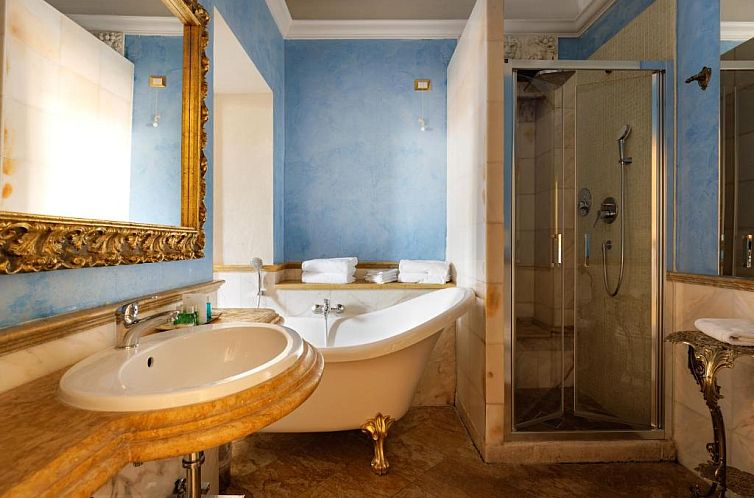 Hotel Romanico Palace