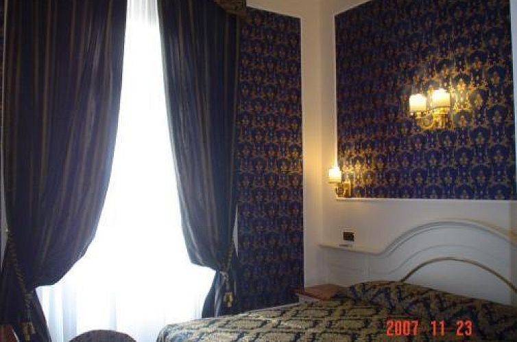Hotel Dina