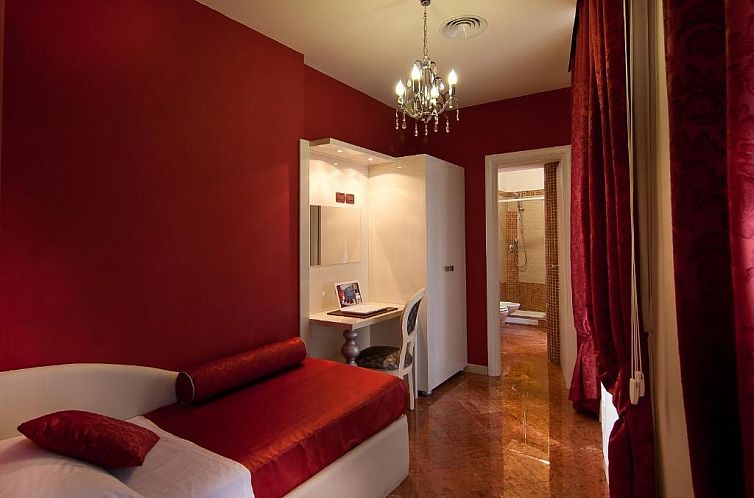 Hotel Fellini