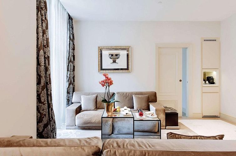 Aleph Rome Hotel, Curio Collection By Hilton