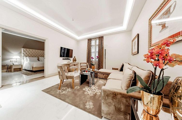 Aleph Rome Hotel, Curio Collection By Hilton