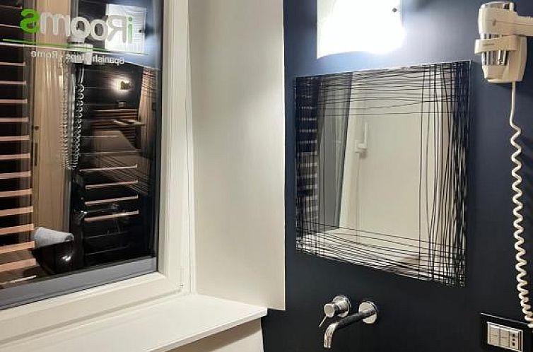 iRooms - Spanish Steps
