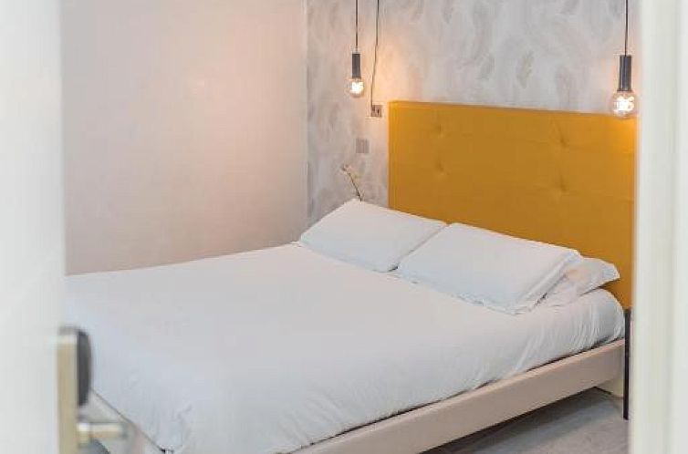 iRooms - Spanish Steps