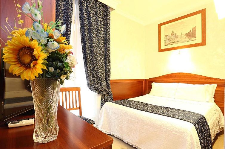 Guest house 60092913 - Bed and Breakfast Lazio / Rome - Adorasuite B&B