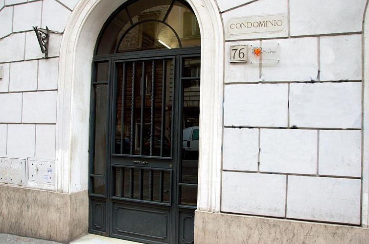 Guest house 60092939 - Holiday property Lazio / Rome - Meltin' Rome Guest House