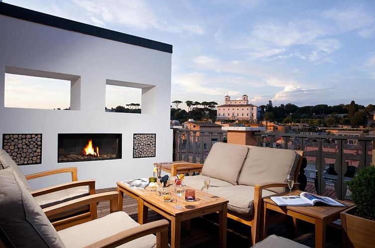 Portrait Roma - Lungarno Collection