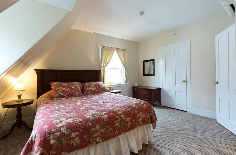 The Salem Inn