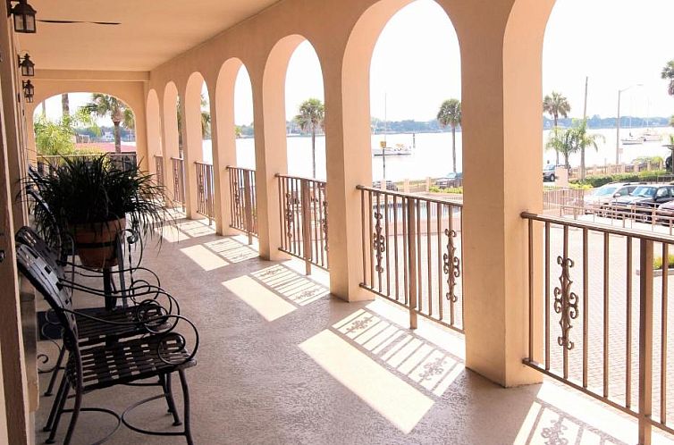 Guest house 6025430 - Apartment Florida - Bayfront Inn