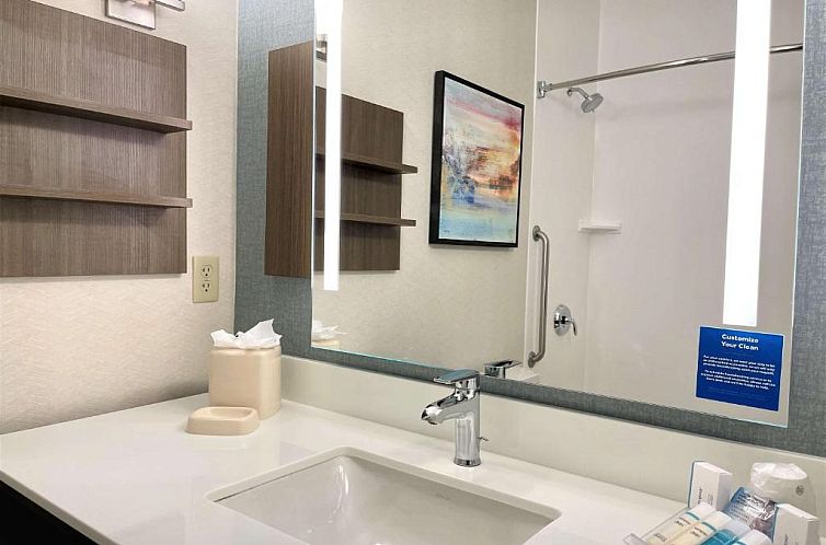 Hilton Garden Inn Oconomowoc