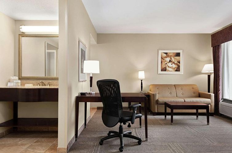 Hampton Inn & Suites Brunswick