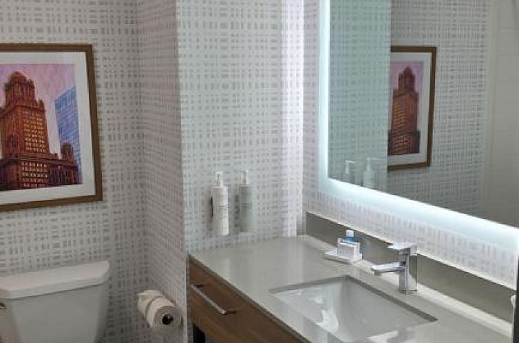 Hampton Inn & Suites Chicago Deer Park