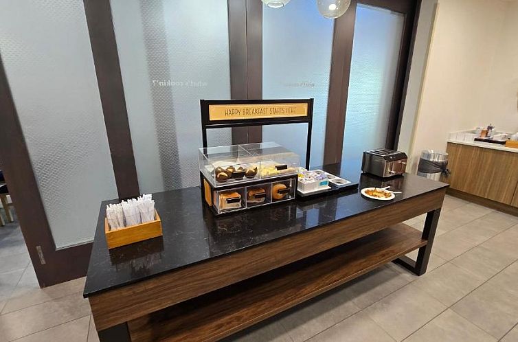 Hampton Inn & Suites Chicago Deer Park