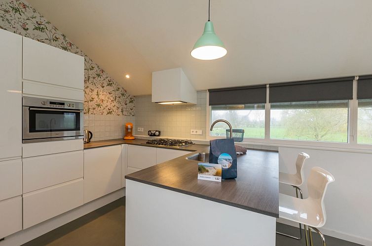 Appartement - Kon Emmaweg 6  Vrouwenpolder bovenapp