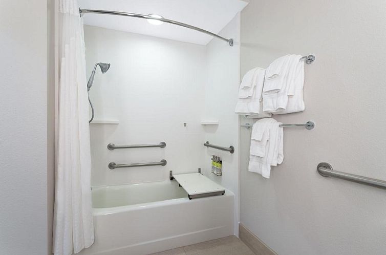 Holiday Inn Express Crystal River, an IHG Hotel