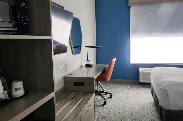 Holiday Inn Express Crystal River, an IHG Hotel
