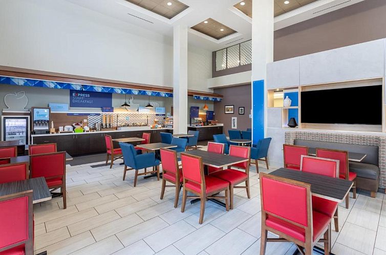 Holiday Inn Express Crystal River, an IHG Hotel