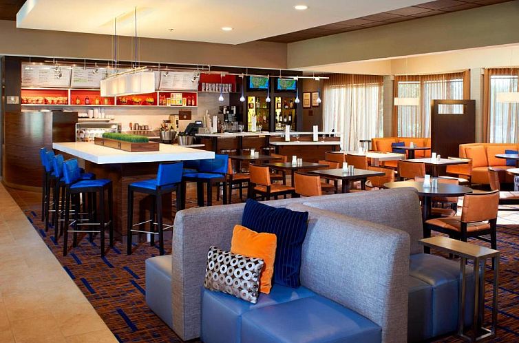 Courtyard Chicago Deerfield