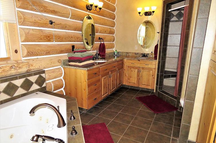 Teton Hostel HideAway