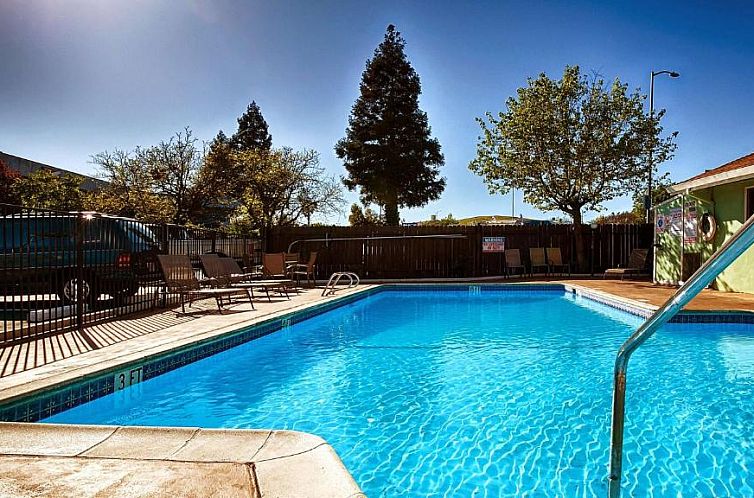 Best Western Heritage Inn