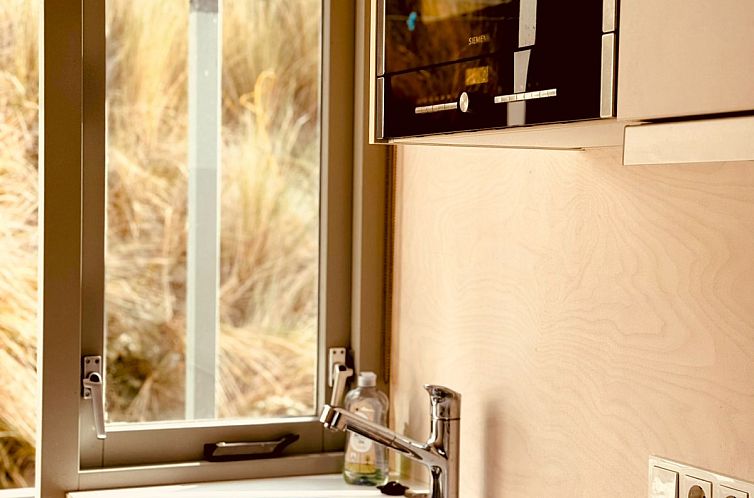 Slaapstrandhuisje «Dishoek 37»