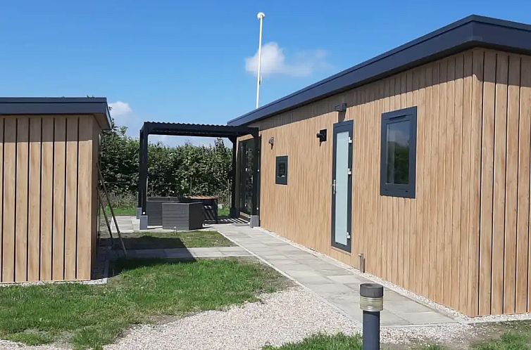 Guest house 623404 - Chalet Walcheren - Luxe chalet op minicamping | hottub